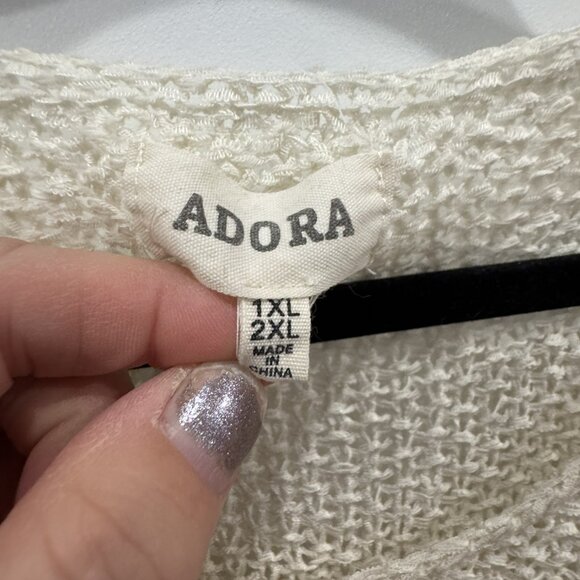 Adora 1x/2x Light-Weight V-Neck Cream Sweater EUC - Picture 2 of 5